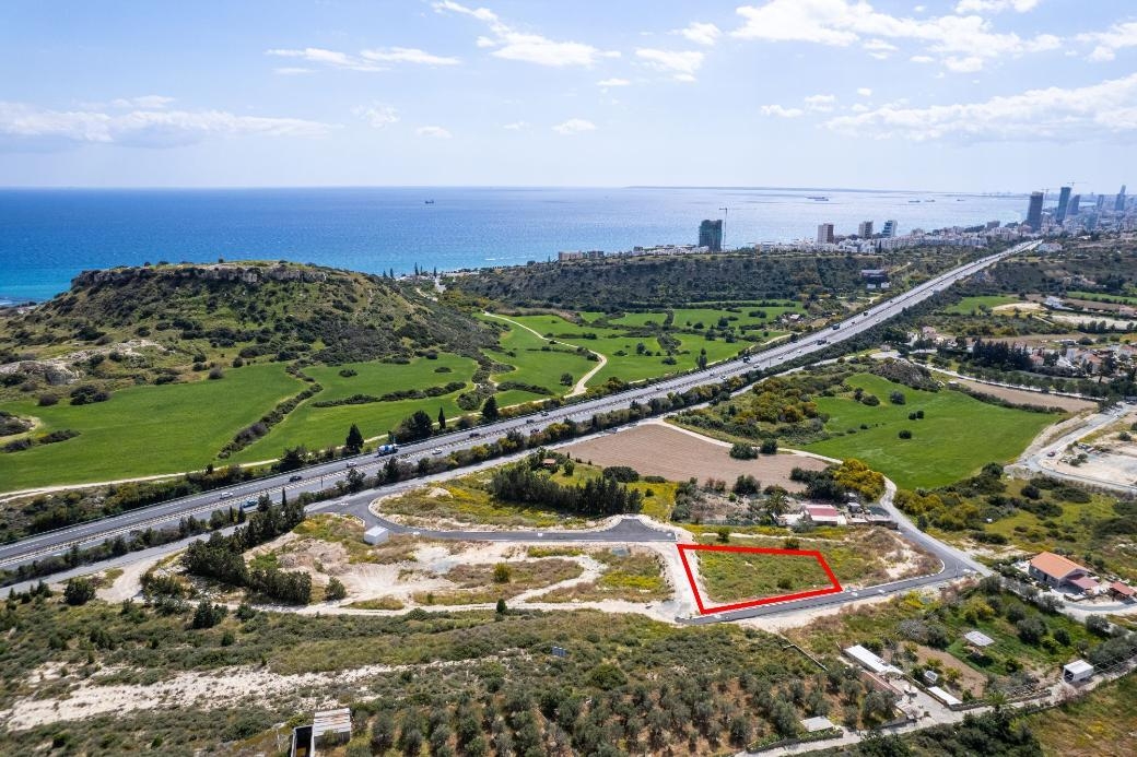 House in Agios Tychon - view 1