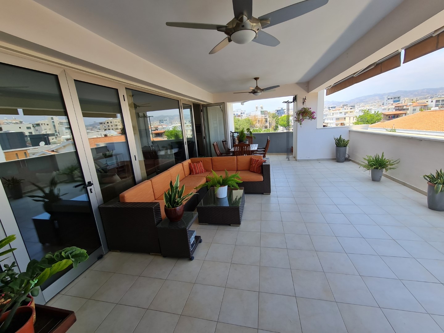 House in Agios Nikolaos - view 1