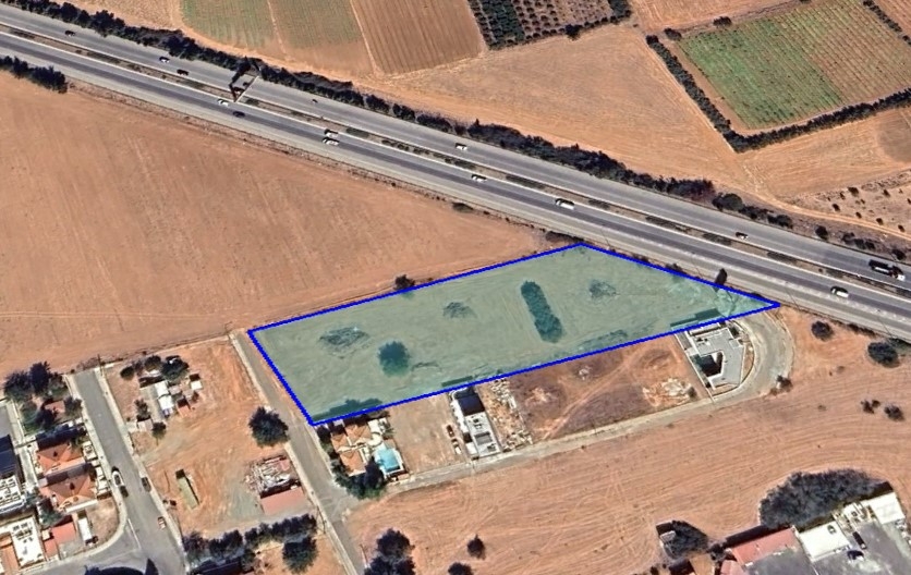 House in Kato Polemidia - view 1