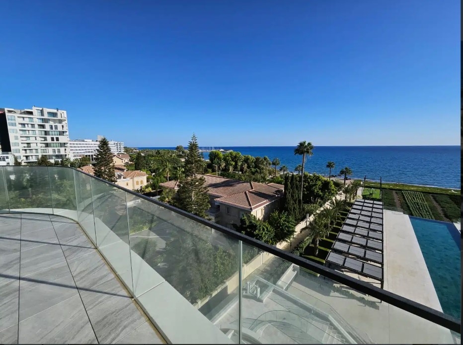 House in Agios Tychon - view 1