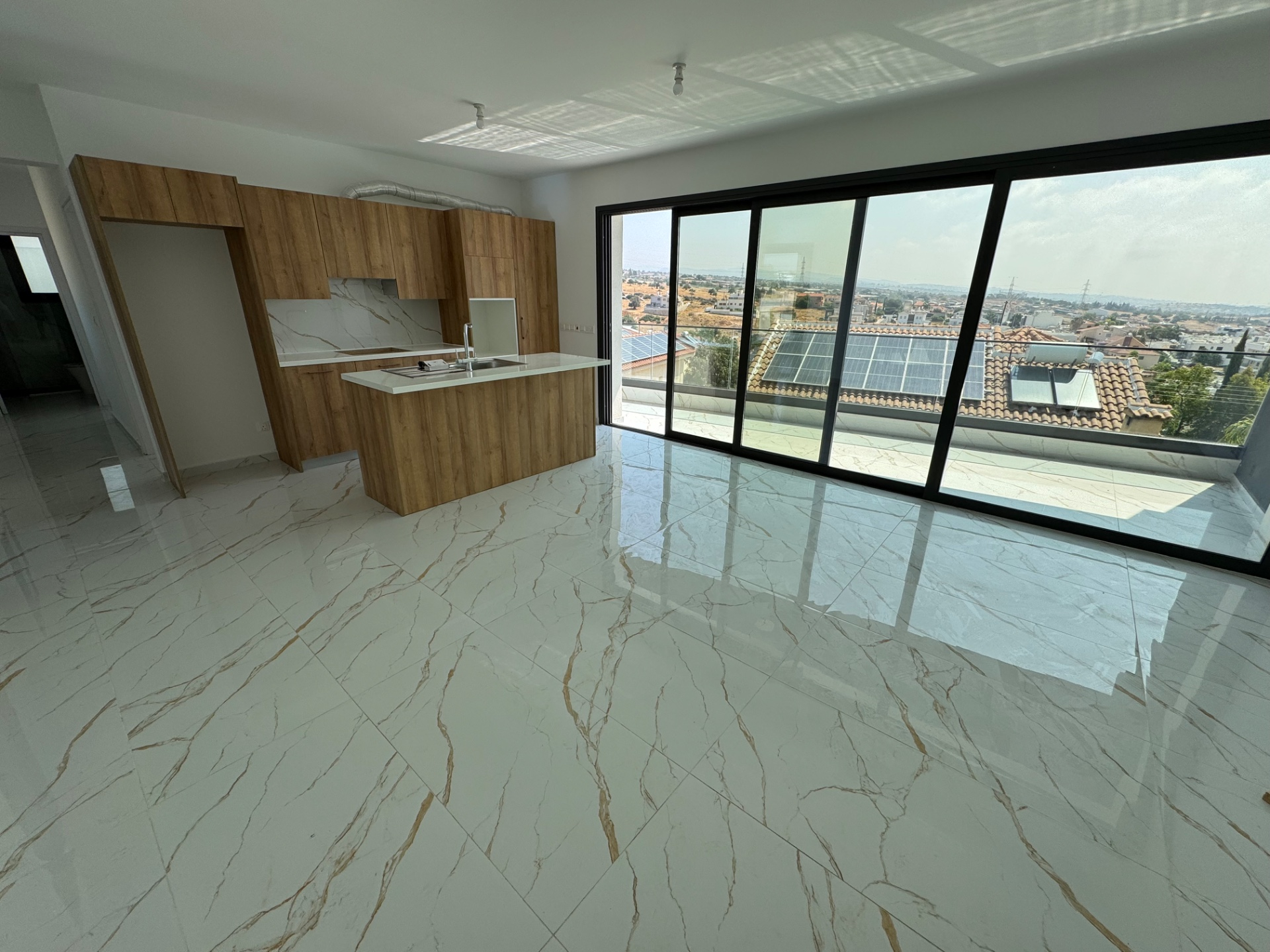 House in Ypsonas - view 1