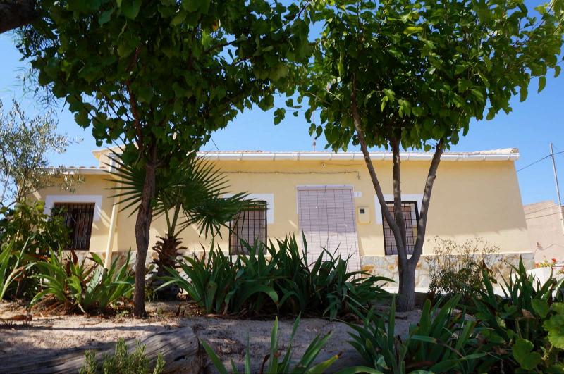 House in Monovar - view 1