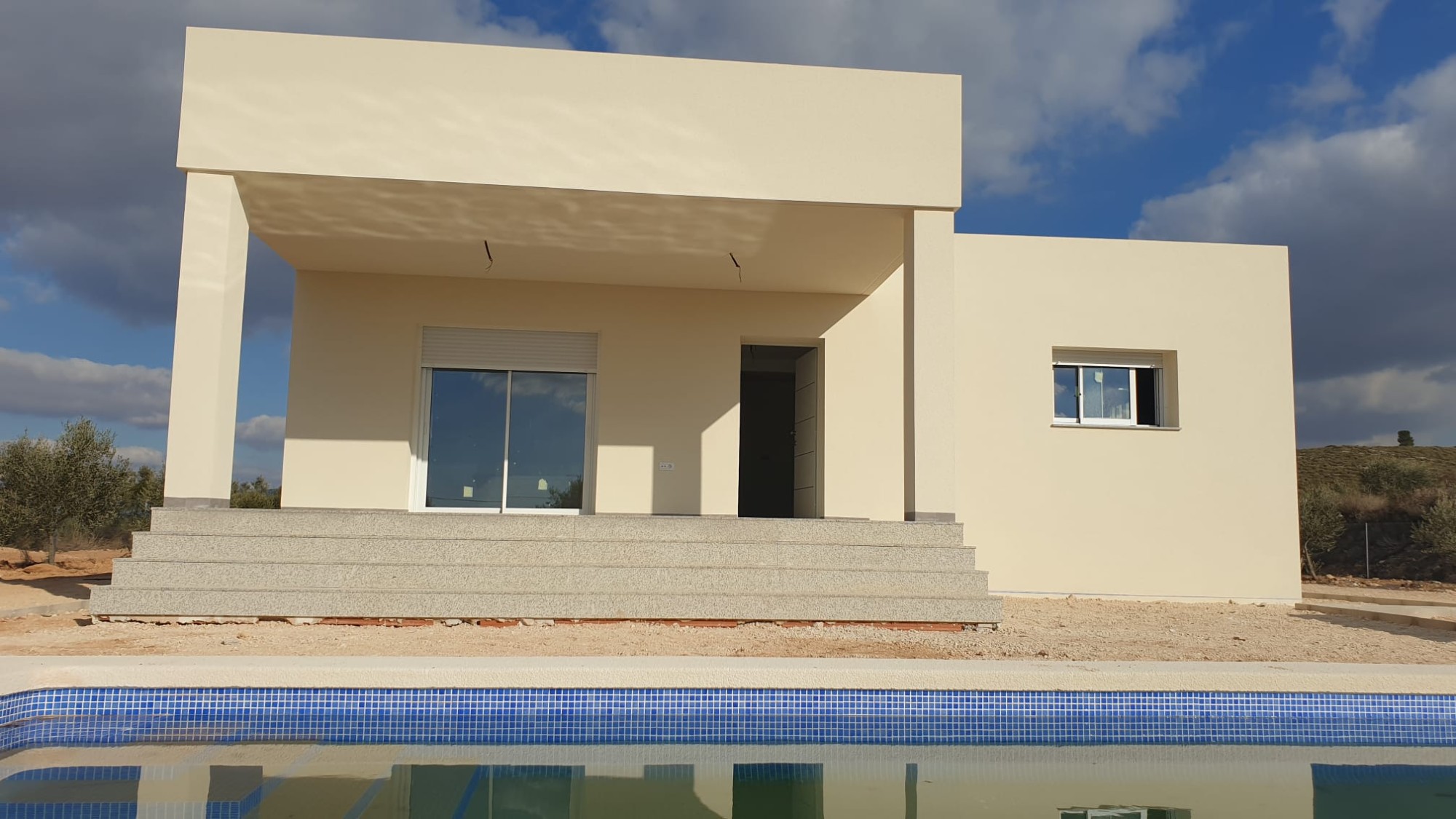 Villa in Alicante - view 1