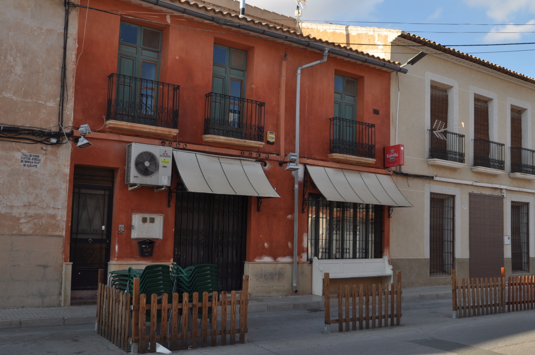 House in Pinoso - view 1