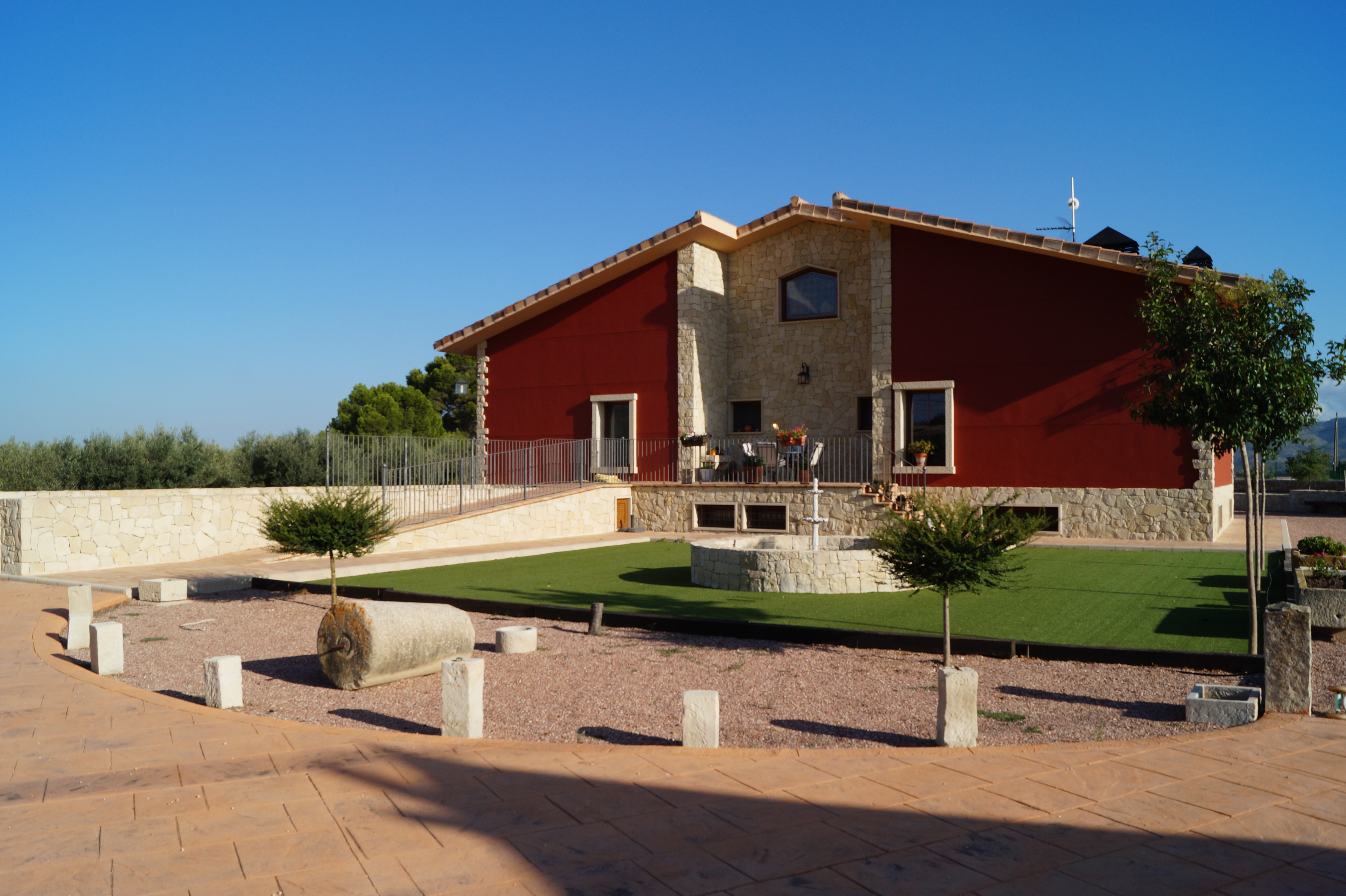 Villa in Monovar - view 1