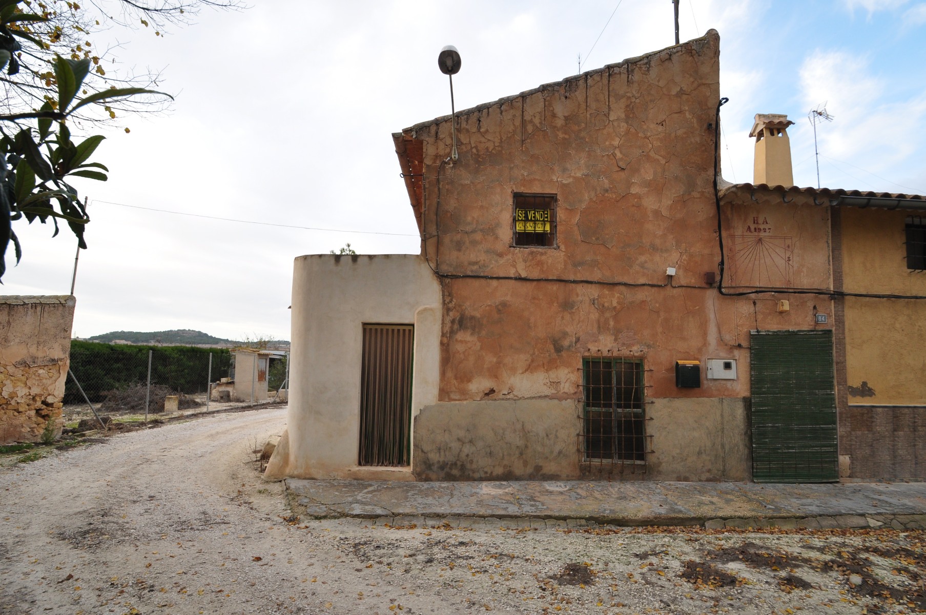 House in Pinoso - view 1
