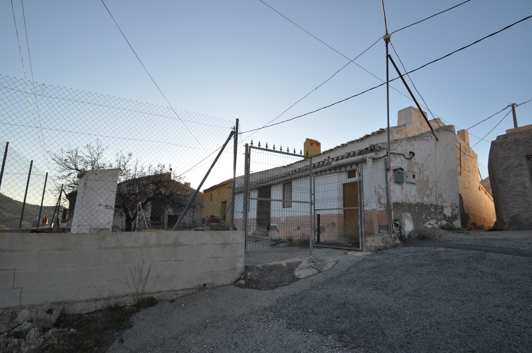 House in Los Banos - view 1