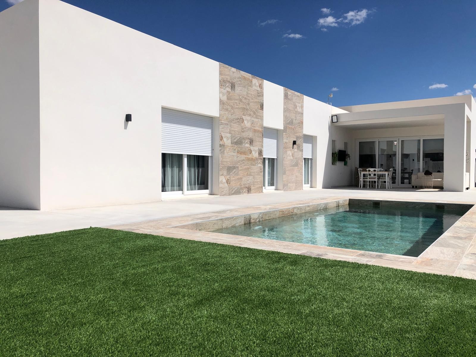 House in Pinoso - view 1