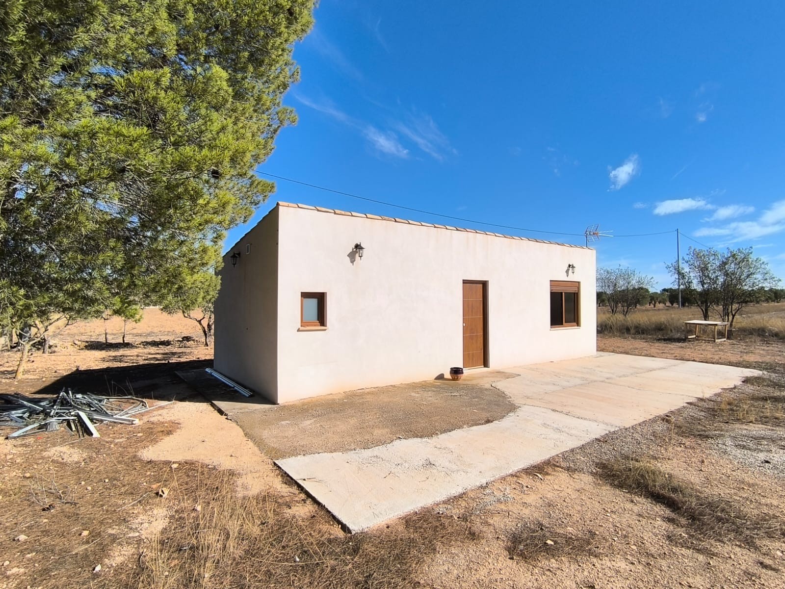 House in Yecla - view 1