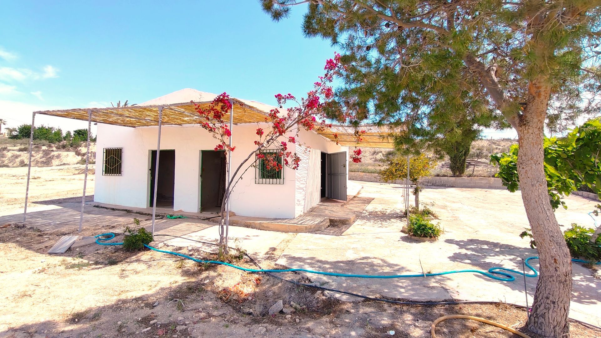 House in Abanilla - view 1