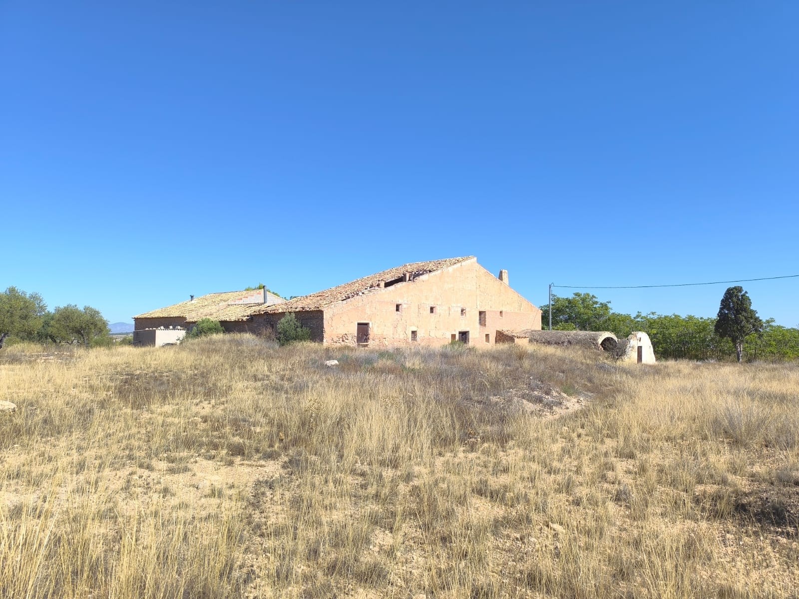 House in Raspay - view 1