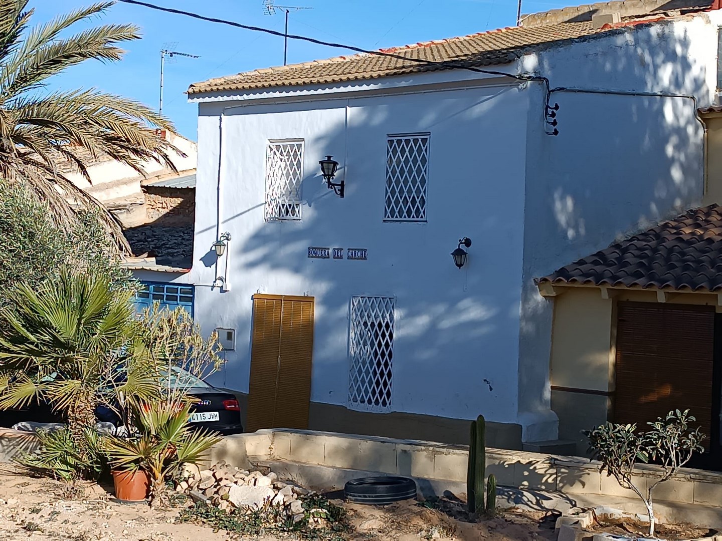 House in Yecla - view 1
