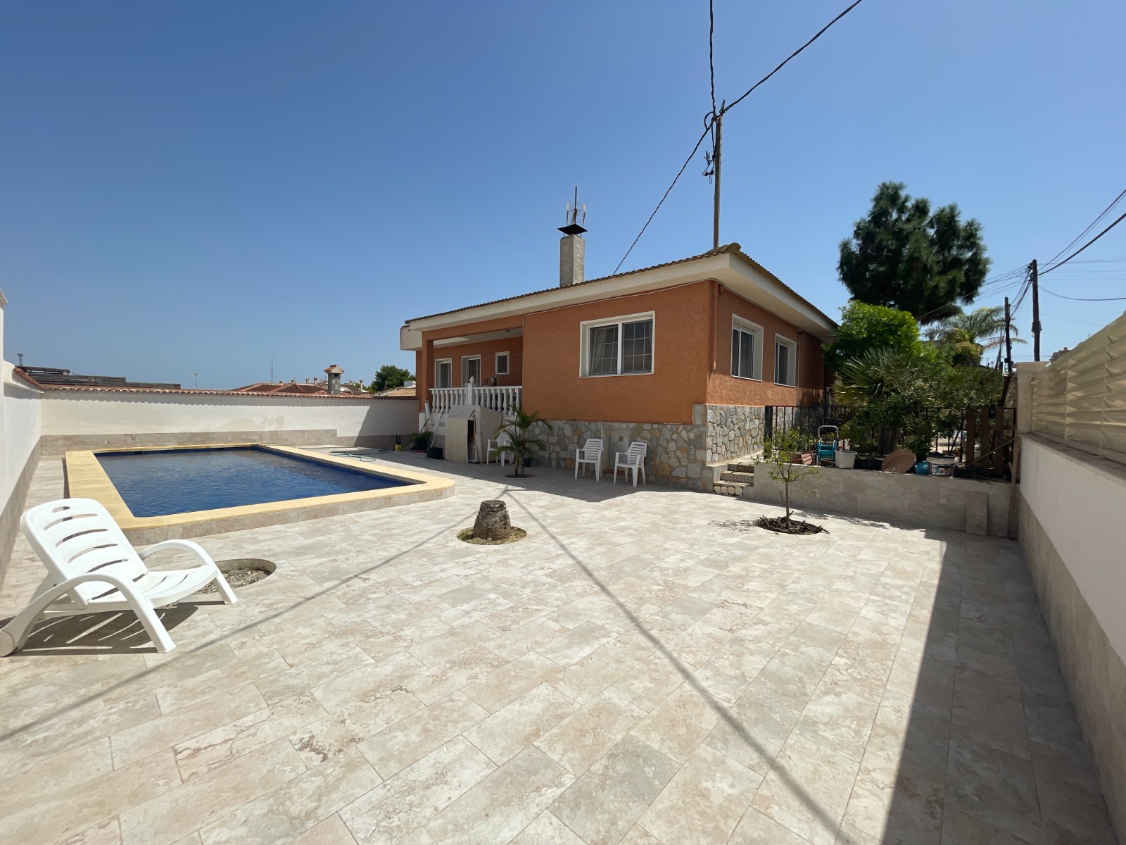 House in Vallonga - view 1