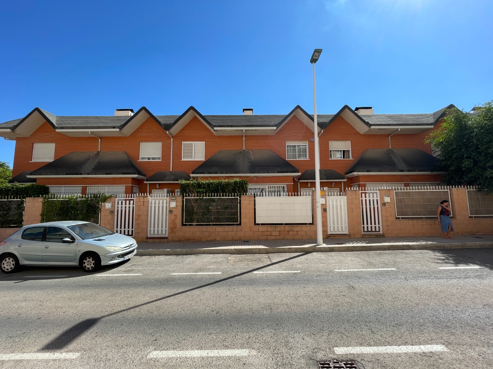 House in Elche - view 1