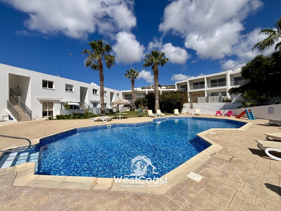 Apartment in Pegeia - view 1