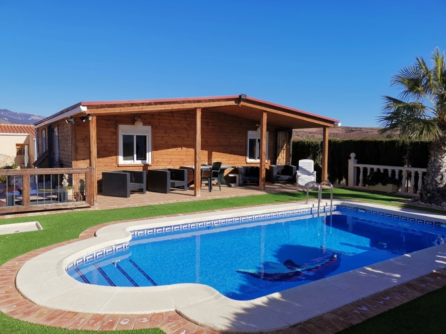 House in Aledo - view 1