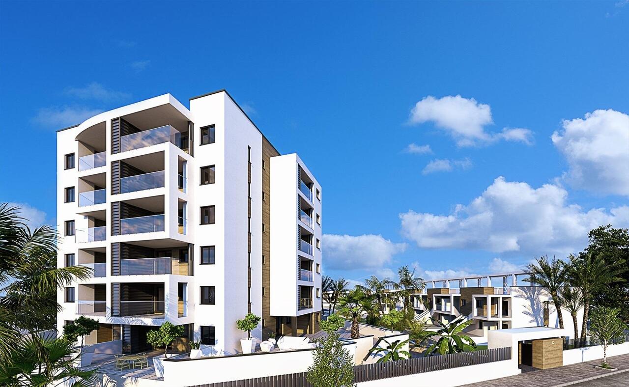 Apartment in Alicante - view 1