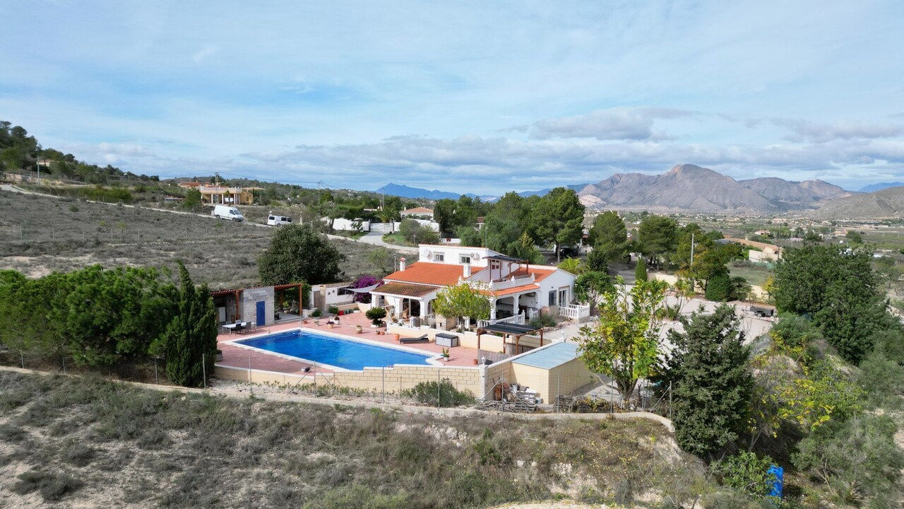 Villa in Hondon de los Frailes - view 1