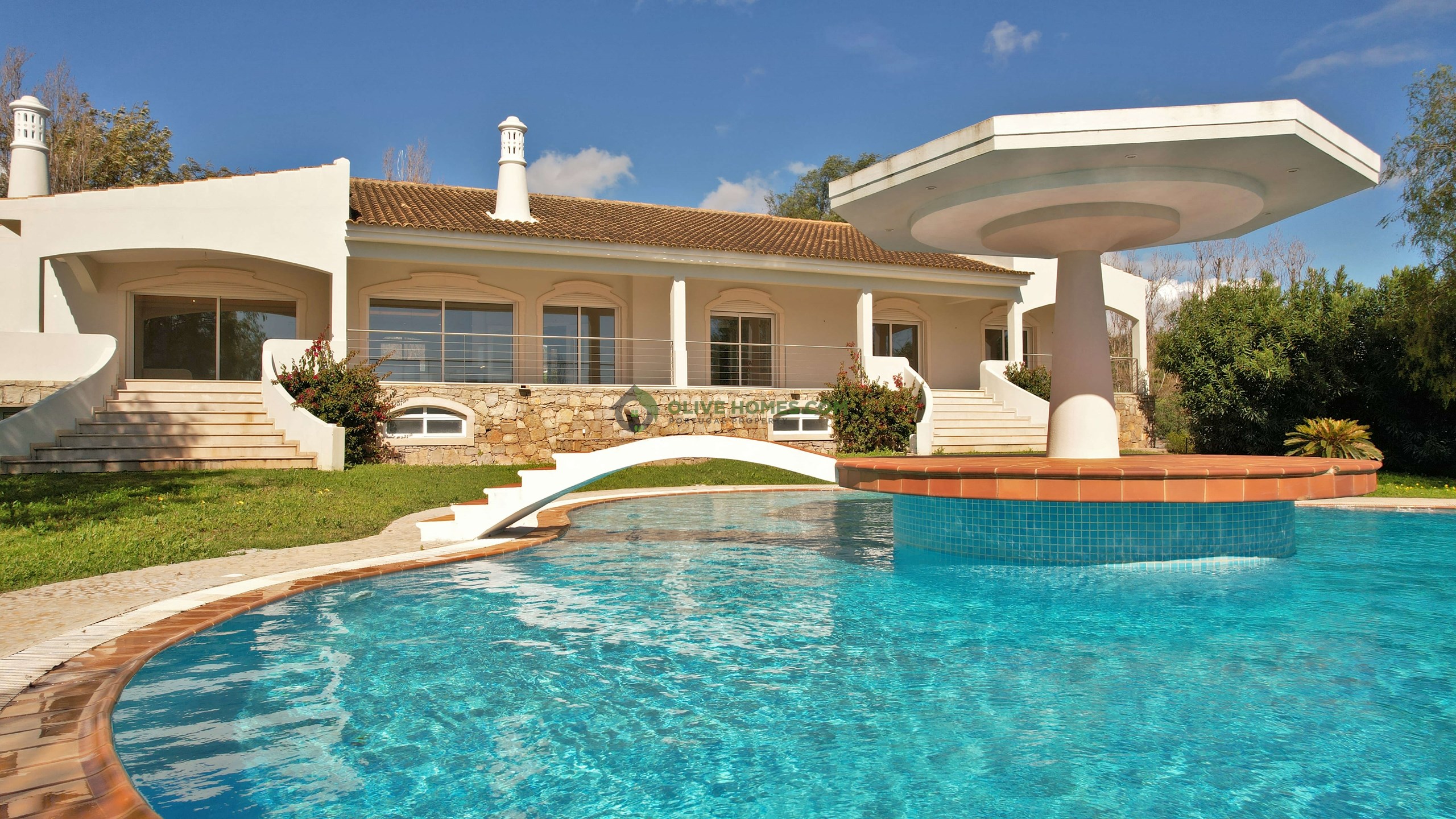Villa in Faro - view 1