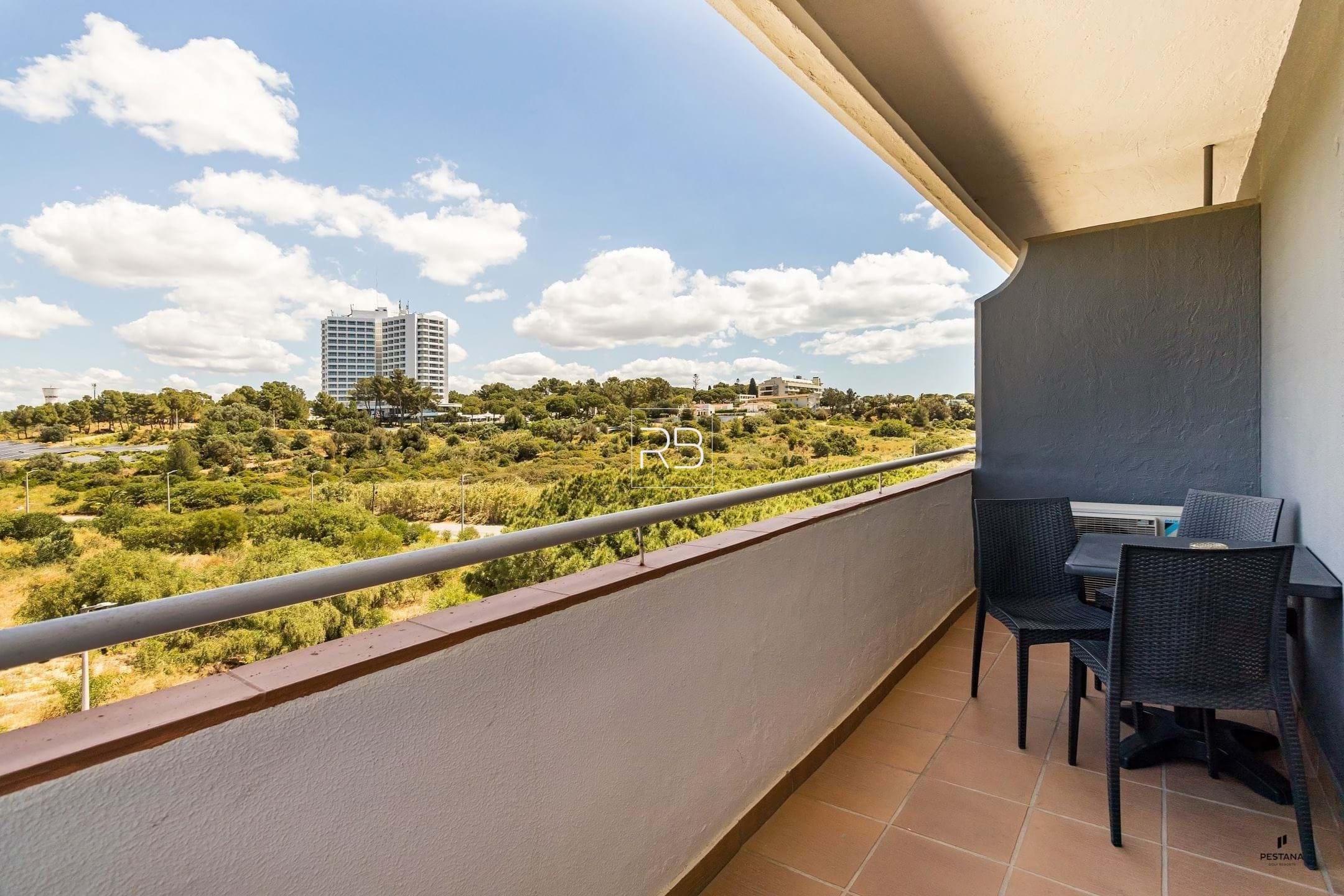 Apartment in Montes de Alvor - view 1