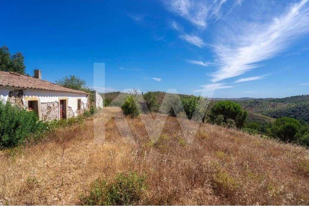 House in Cachopo - view 1