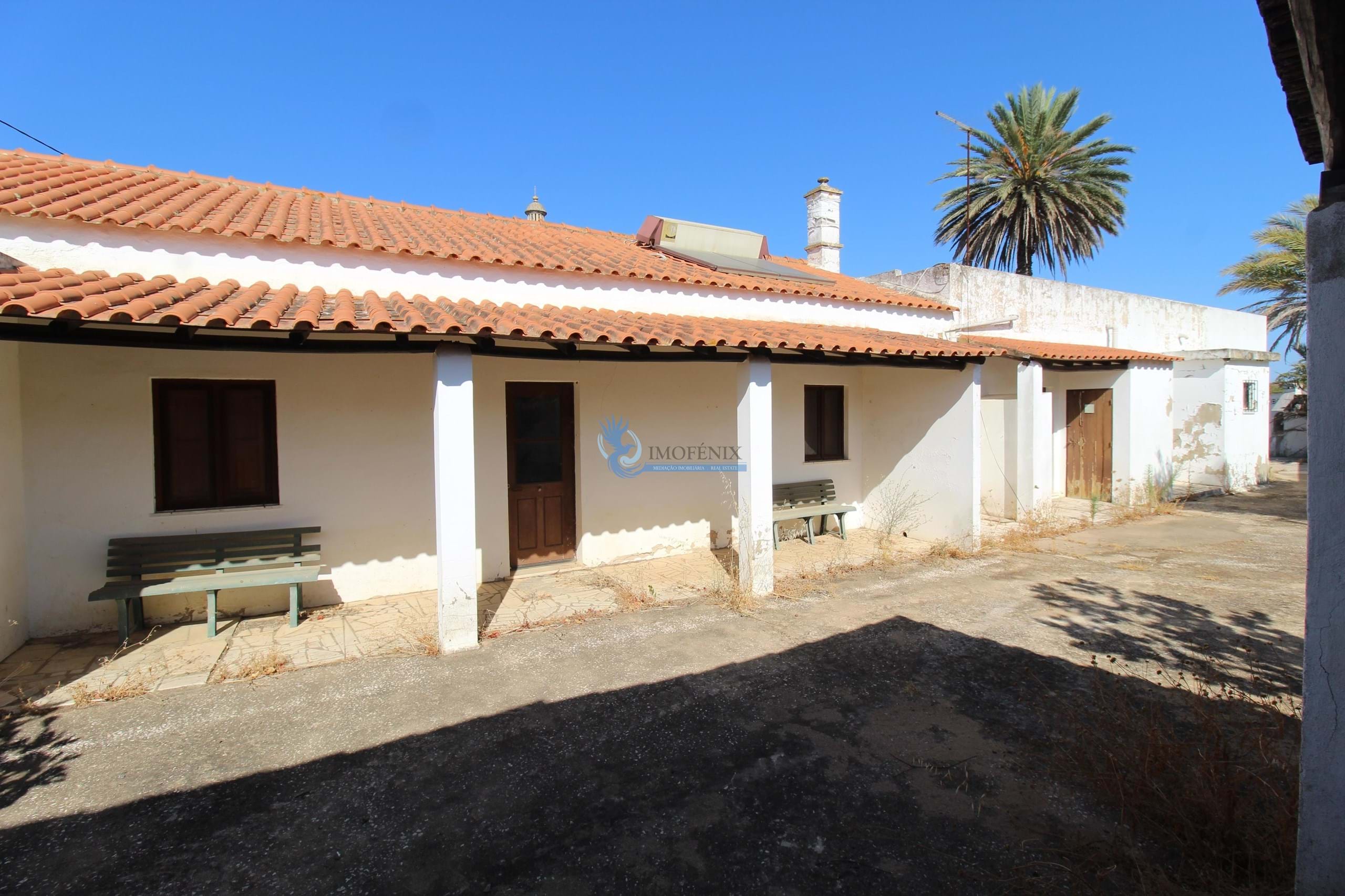 Villa in Alcantarilha - view 1