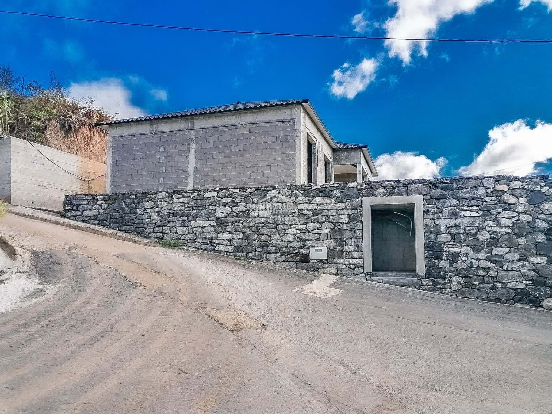 Villa in Ribeira Brava - view 1