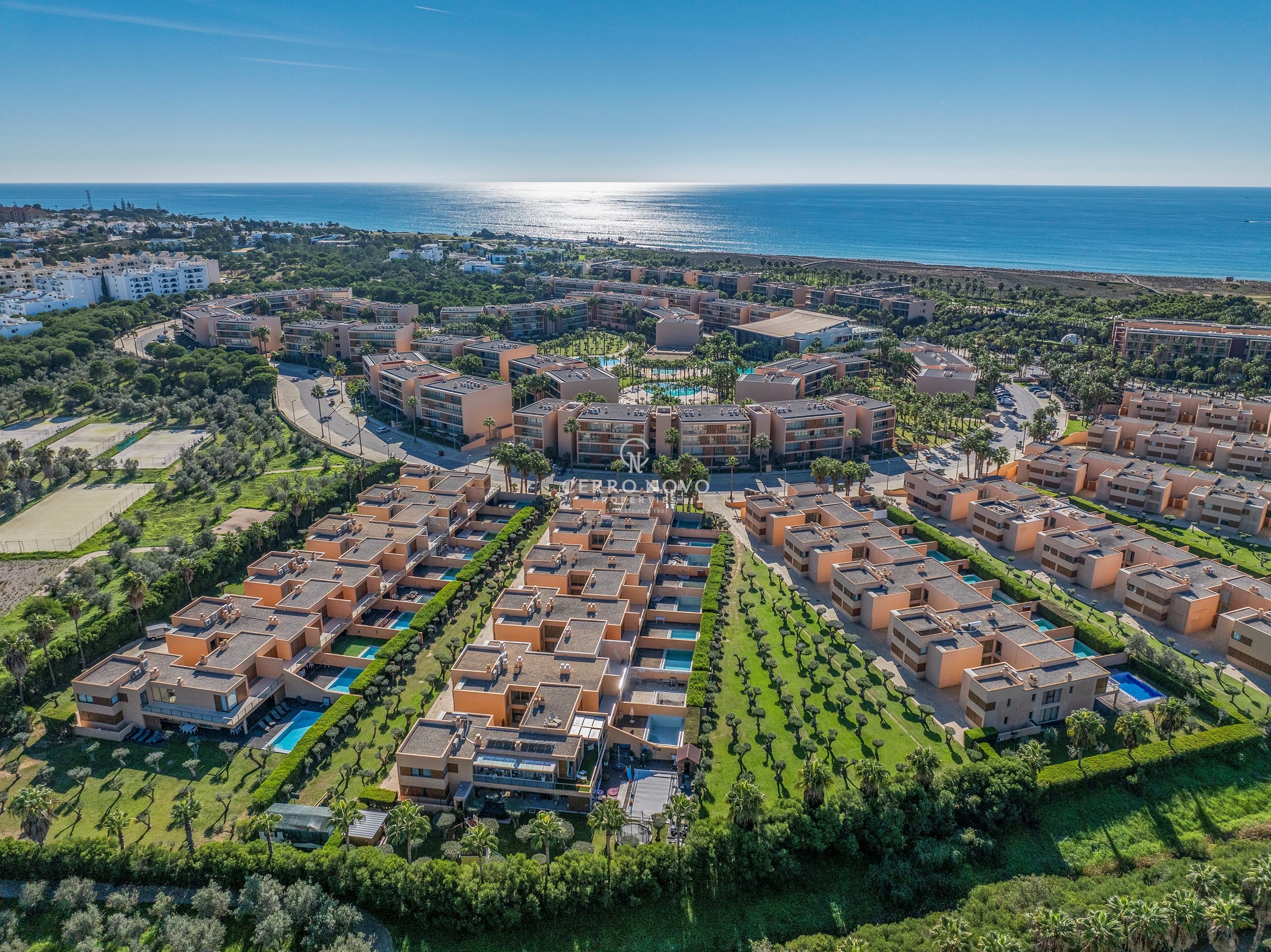 Villa in Gale - view 1