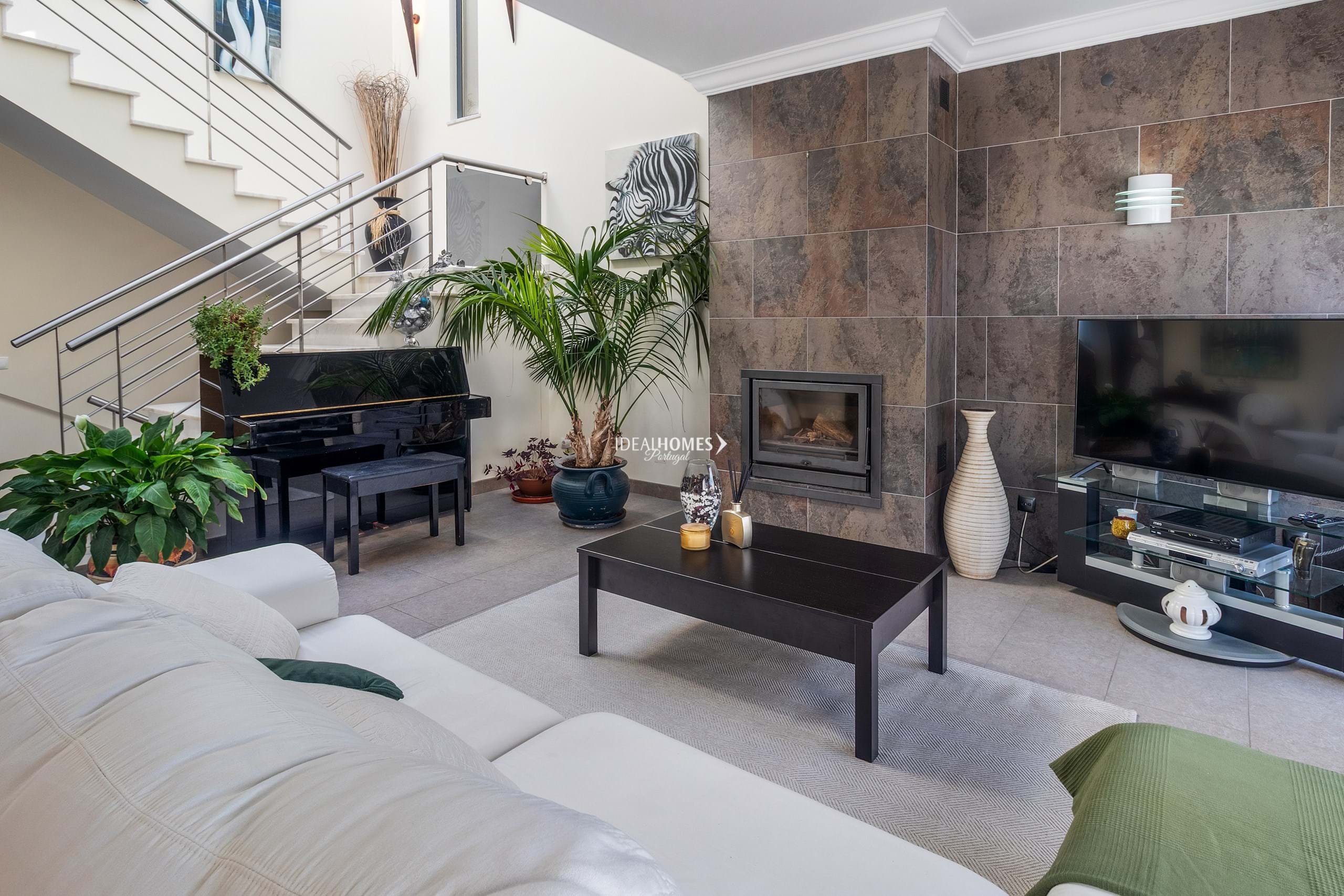 Villa in Quarteira - view 1