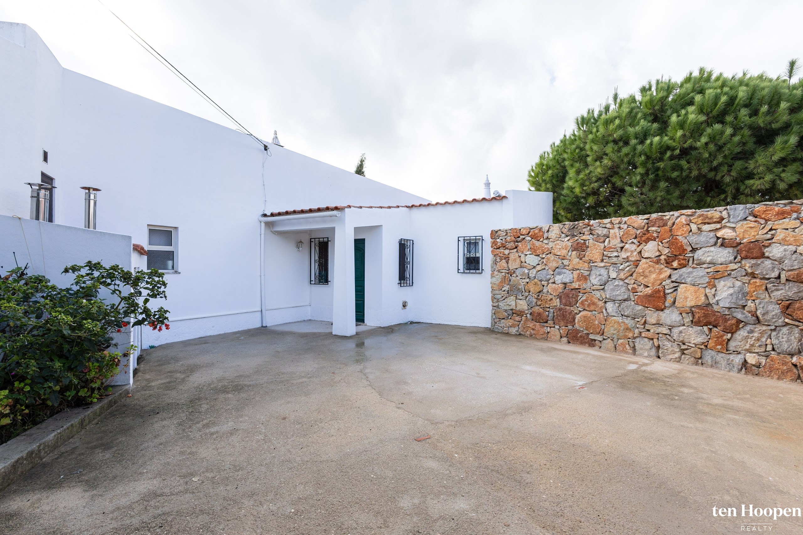 Villa in Luz - view 1