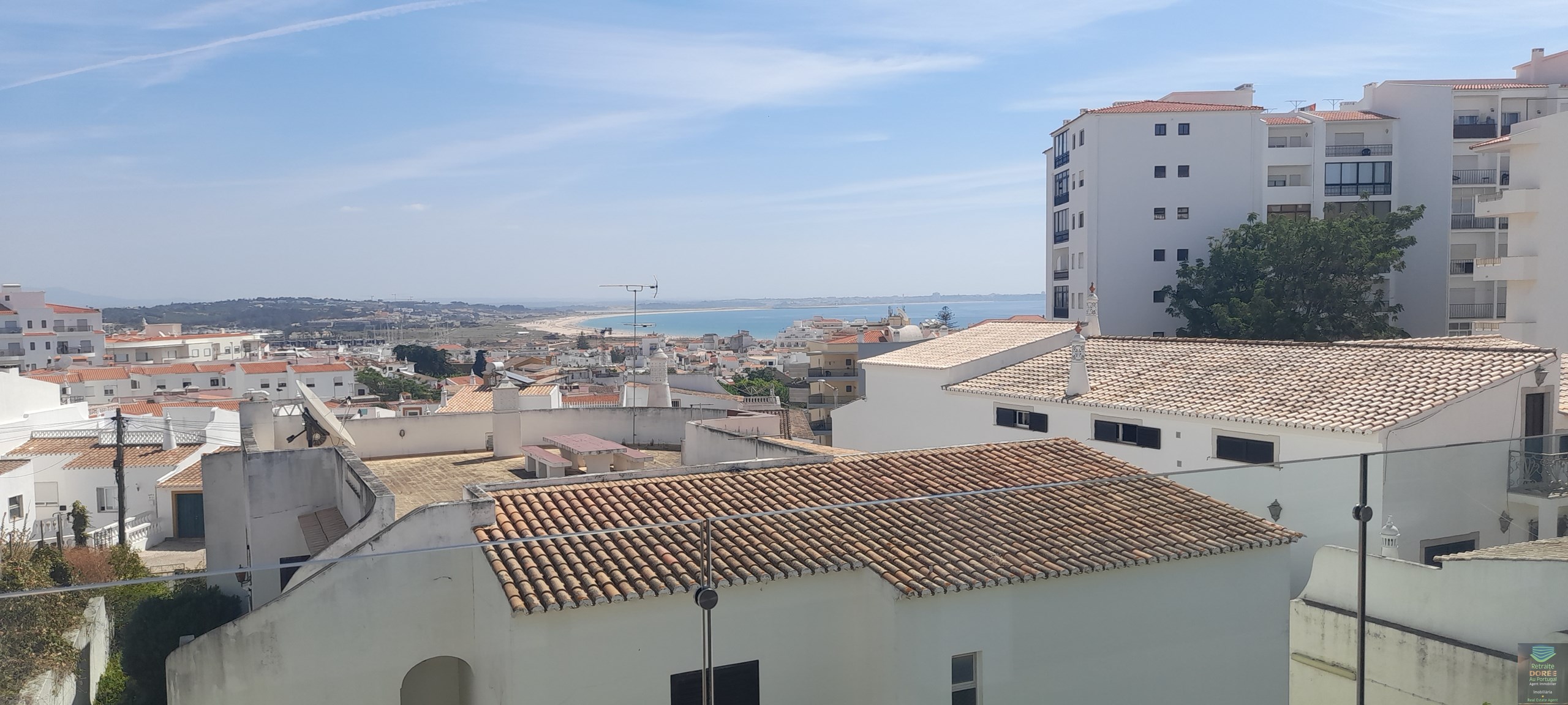 Villa in Lagos - view 1