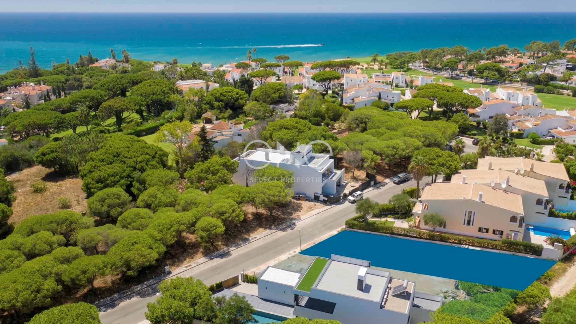 Land in Almancil - view 1