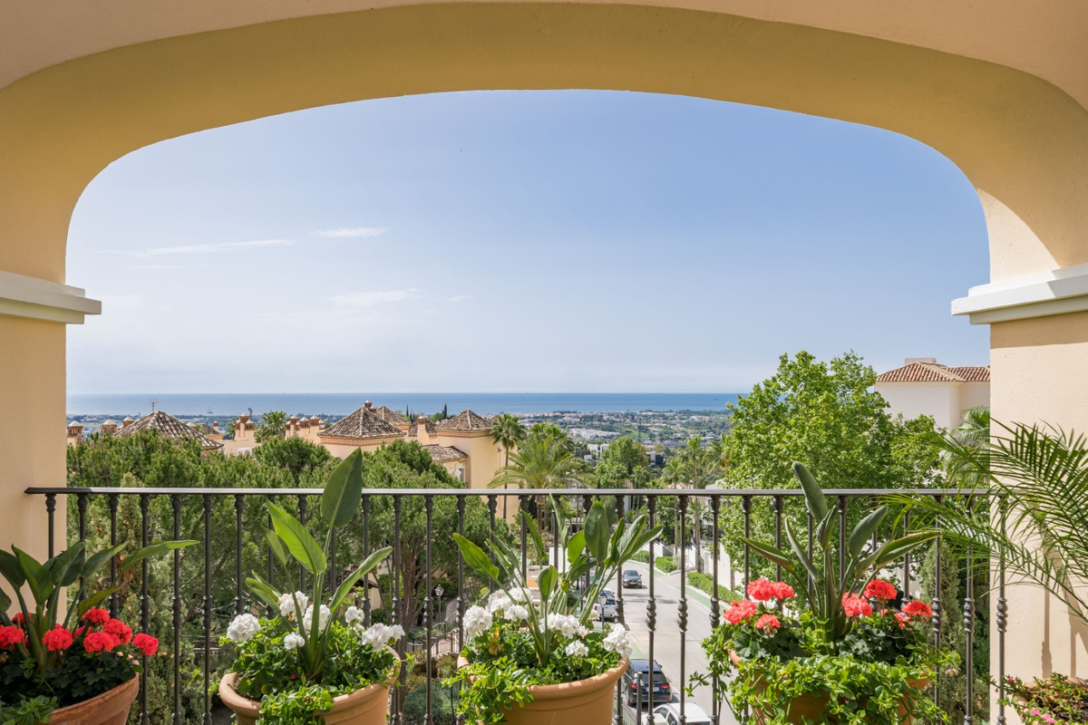 Apartment in Atalaya Isdabe - view 1