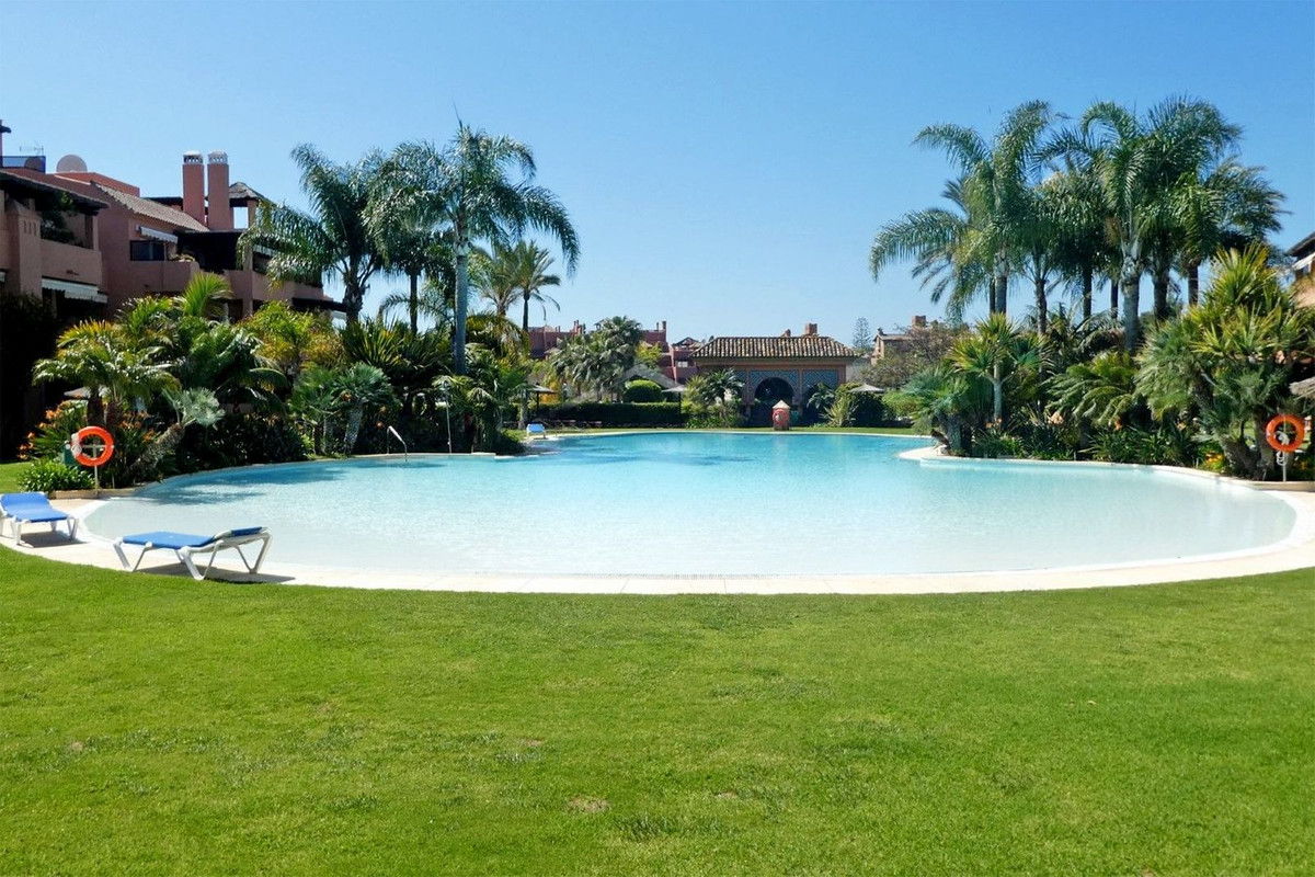 Apartment in Atalaya Isdabe - view 1