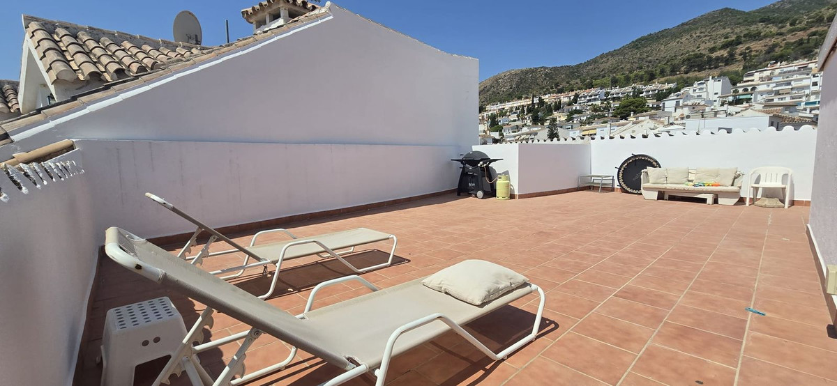 Apartment in Benalmadena - view 1