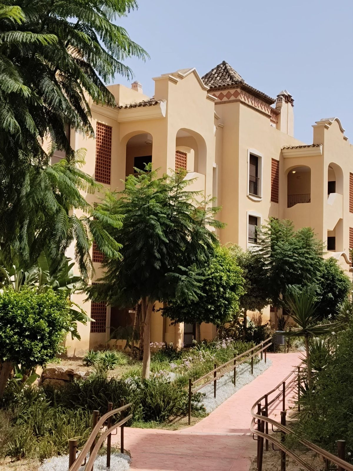 Apartment in Estepona - view 1