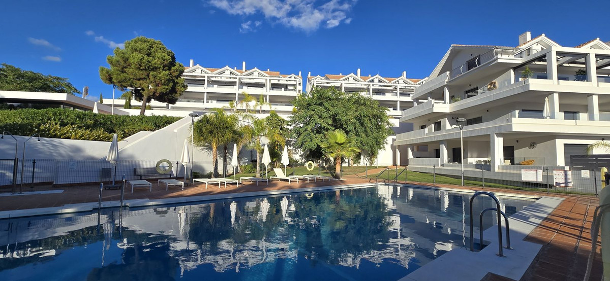 Apartment in Estepona - view 1