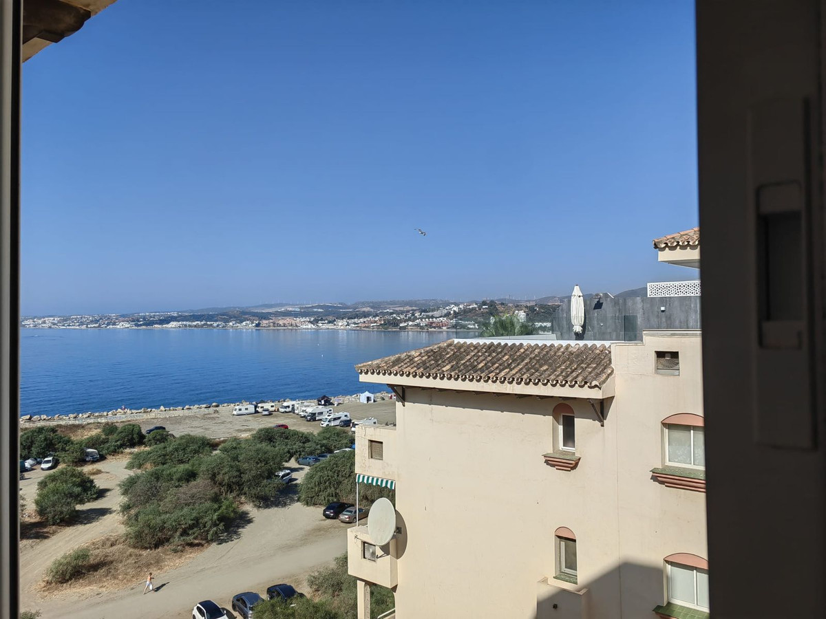 Apartment in Estepona - view 1