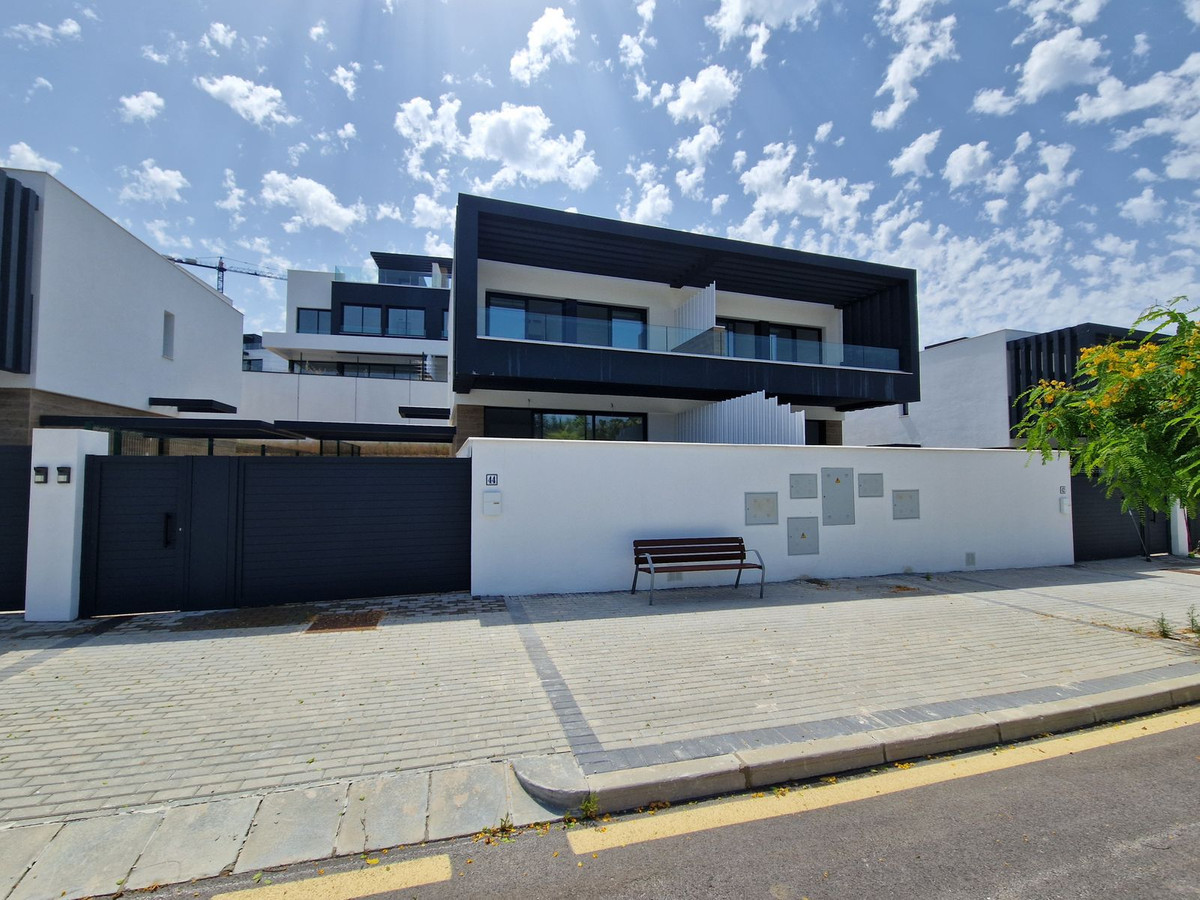 House in Costa del Sol - view 1
