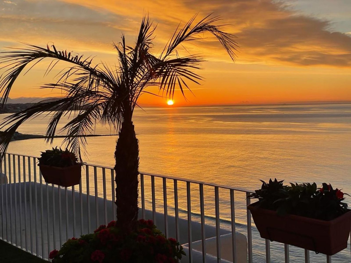 Apartment in Fuengirola - view 1
