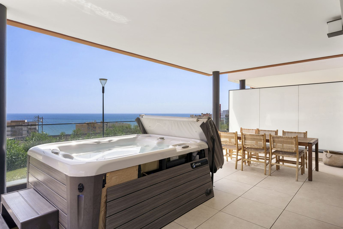 Apartment in Fuengirola - view 1