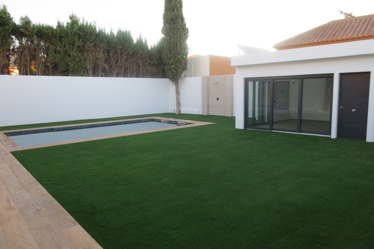 House in Costa del Sol - view 1