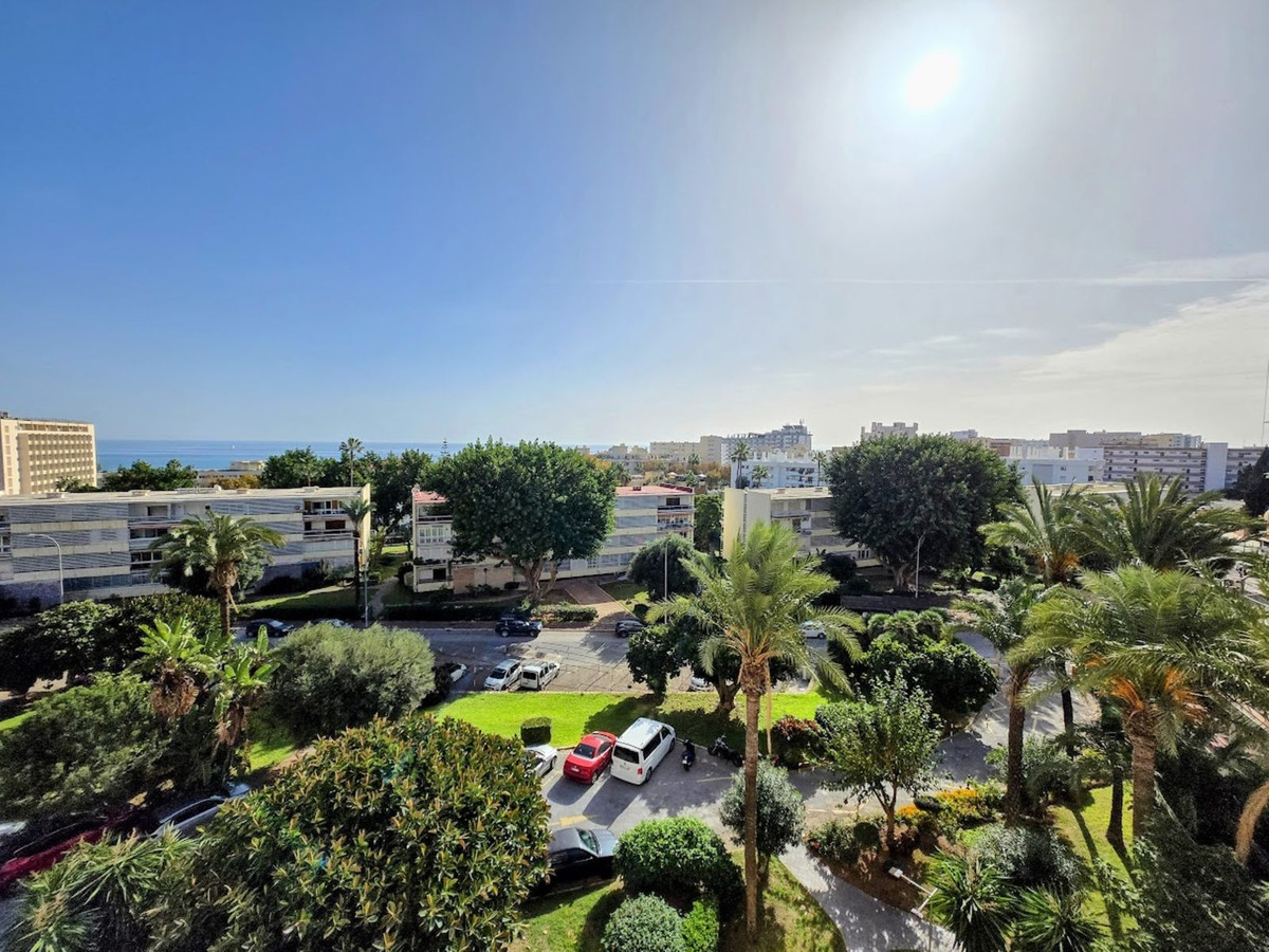 Apartment in Torremolinos - view 1