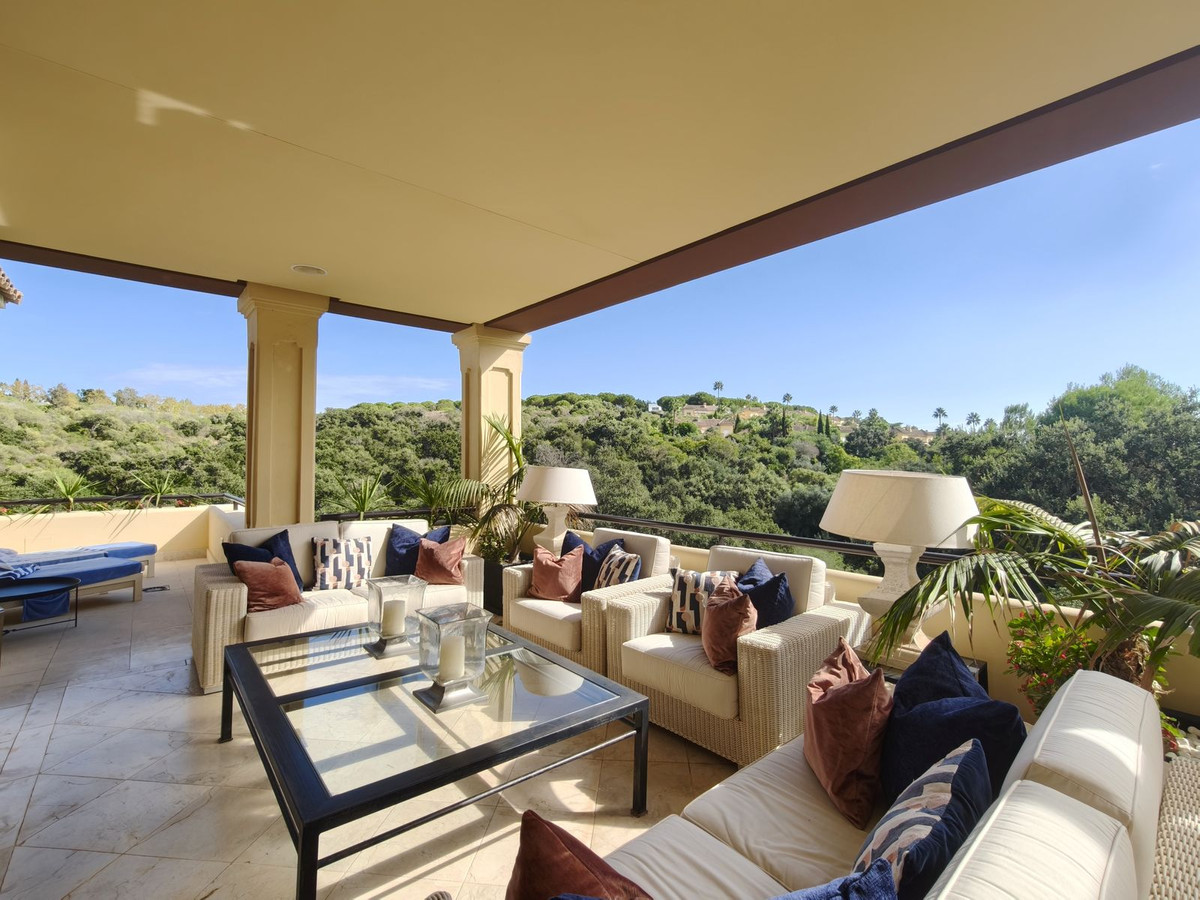 Apartment in Sotogrande - view 1