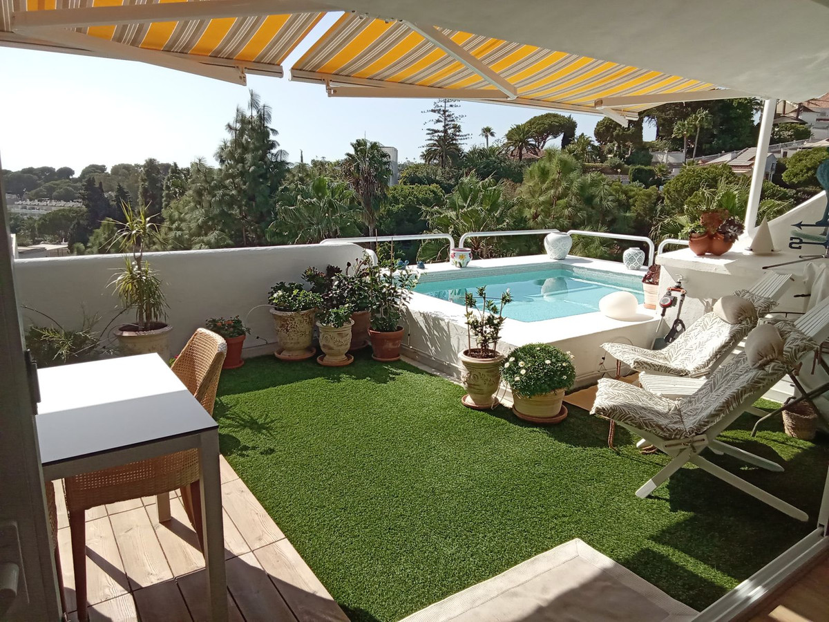 Apartment in Sitio de Calahonda - view 1