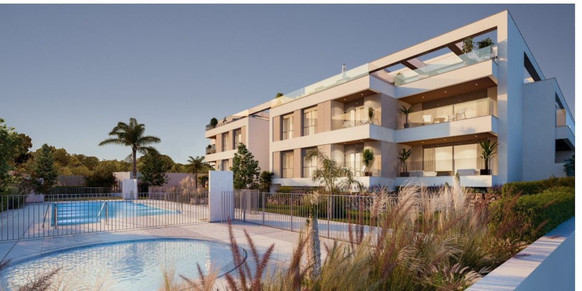 Apartment in Marbella Del Este - view 1