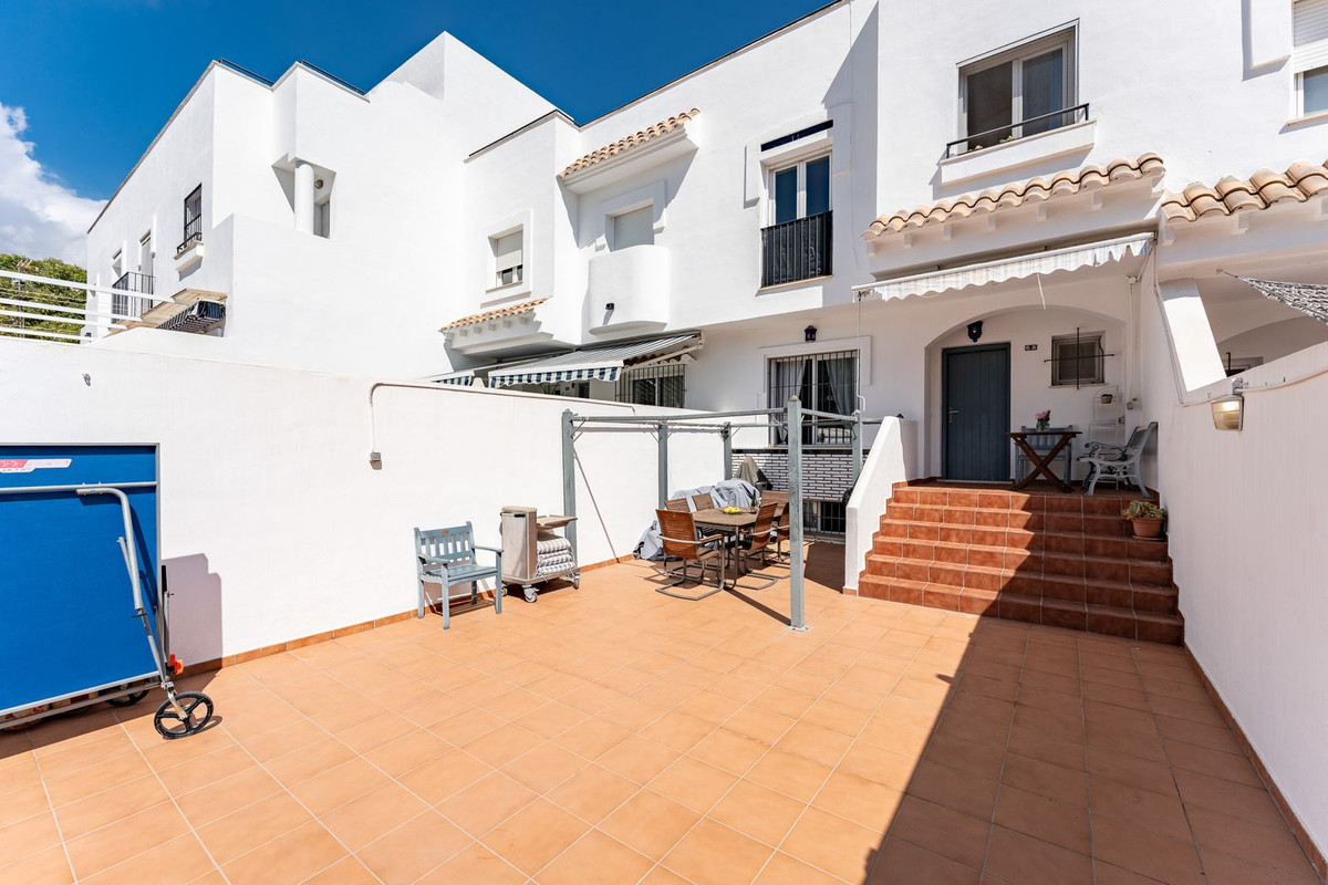 House in Torreblanca - view 1