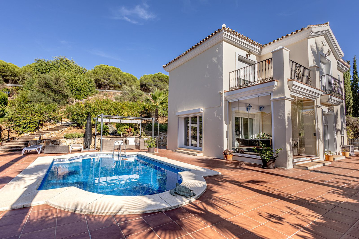 House in Alhaurin el Grande - view 1
