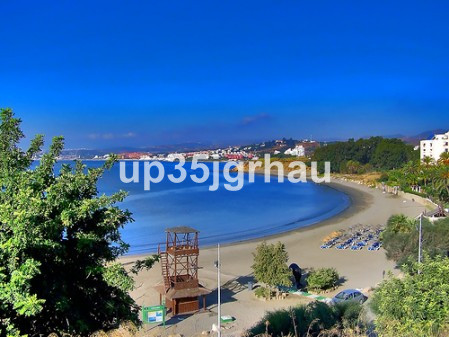 House in Estepona - view 1