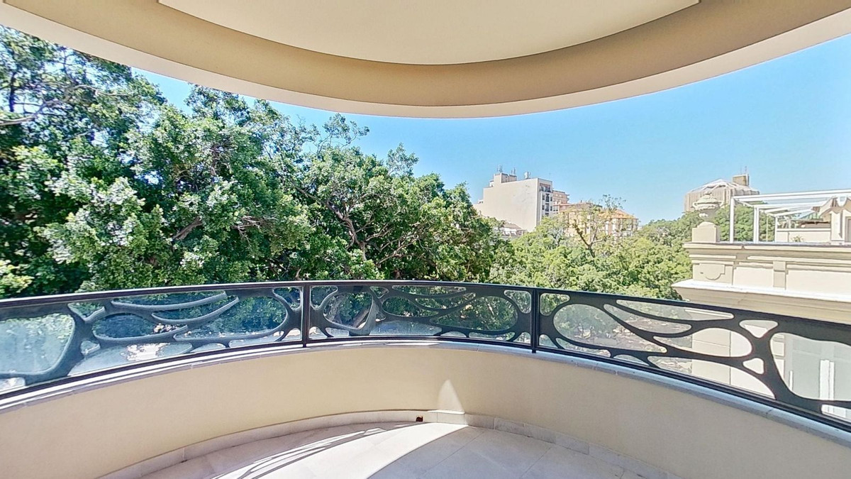 Apartment in Malaga - view 1